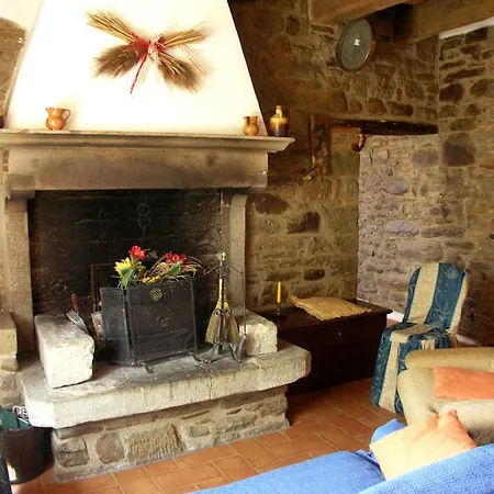 Pian Di Molino Sleeps 14 With Pool