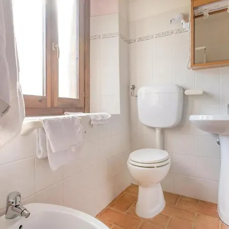 Pian Di Molino Sleeps 14 With Pool * Pian di Mulino